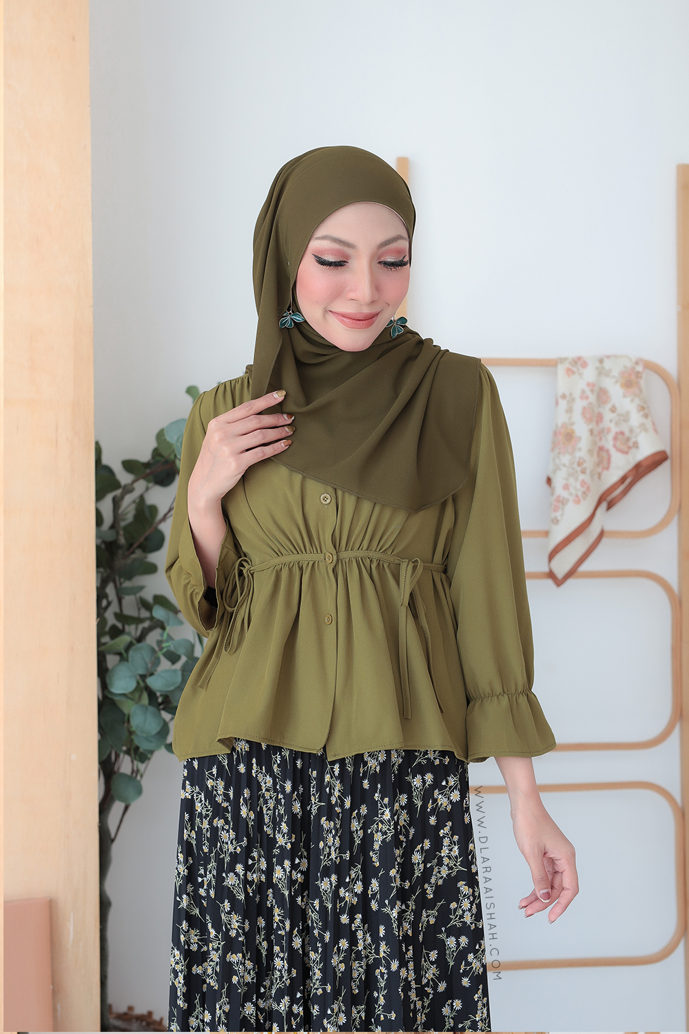 LAMIA BLOUSE - LEAF GREEN (TOP ONLY)