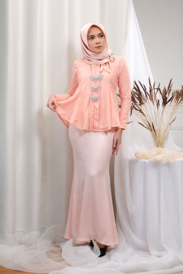 AUBREY KEBAYA - PEACH