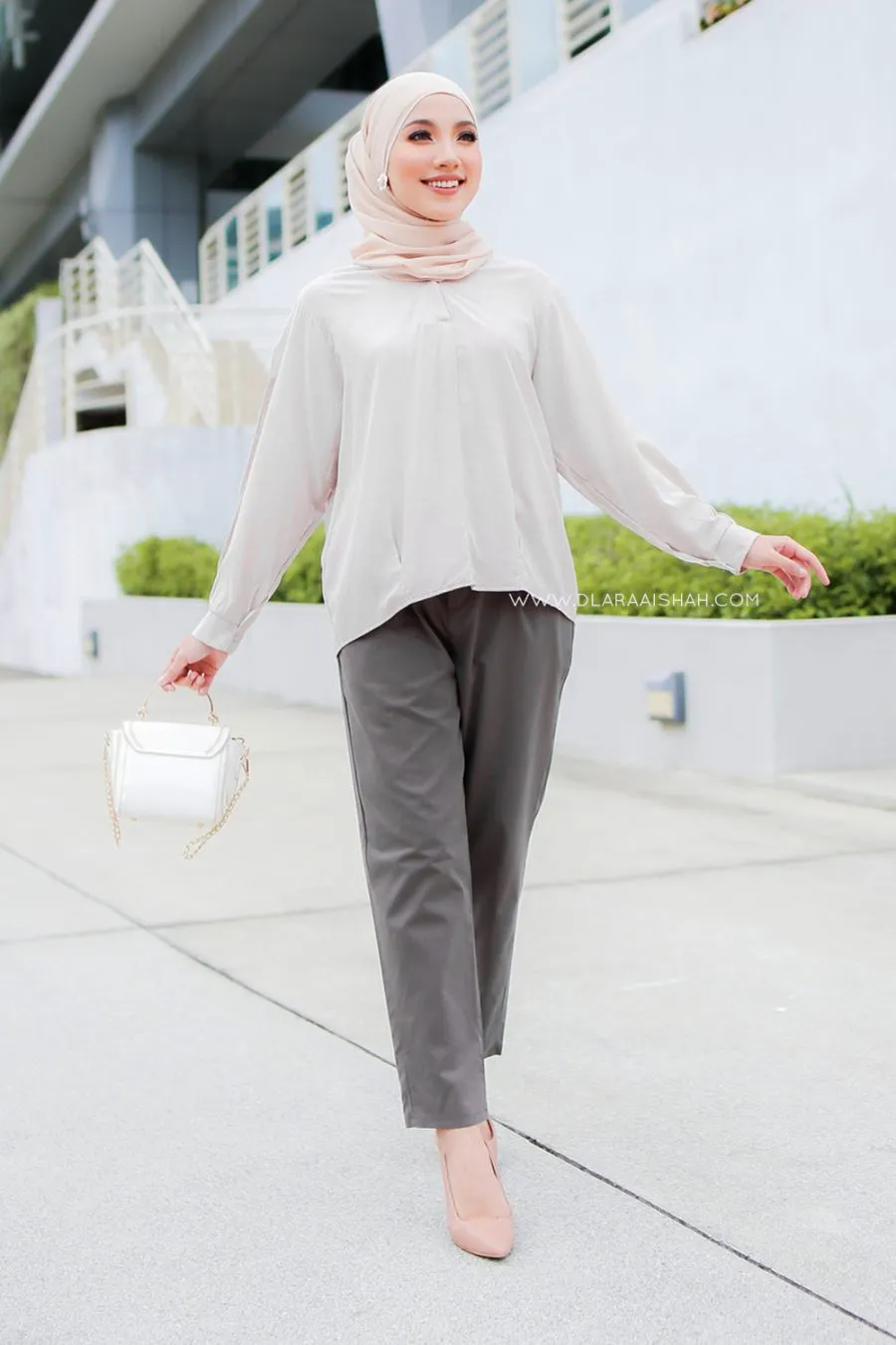 HARPER CARROT PANTS - GREY