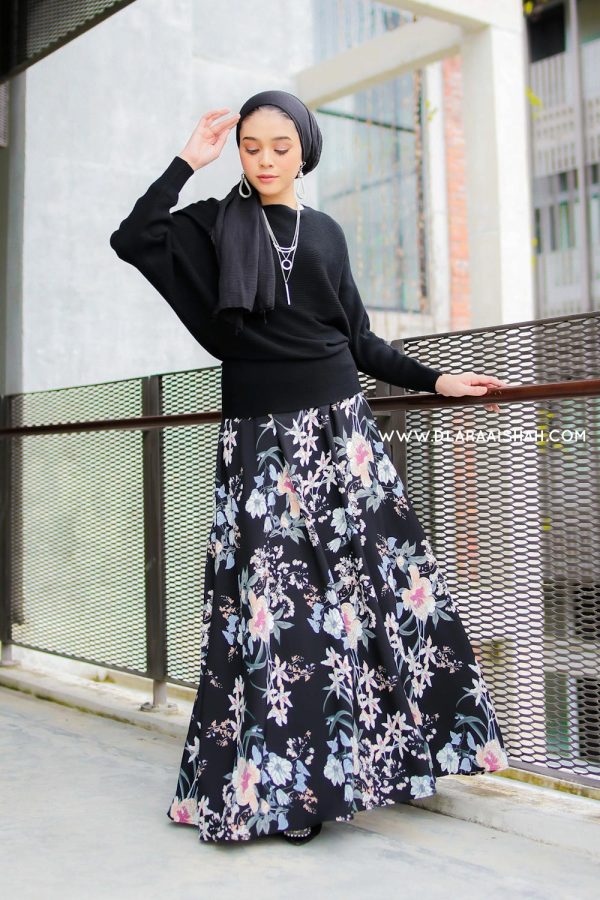 IRIS BLOUSE - BLACK (TOP ONLY)