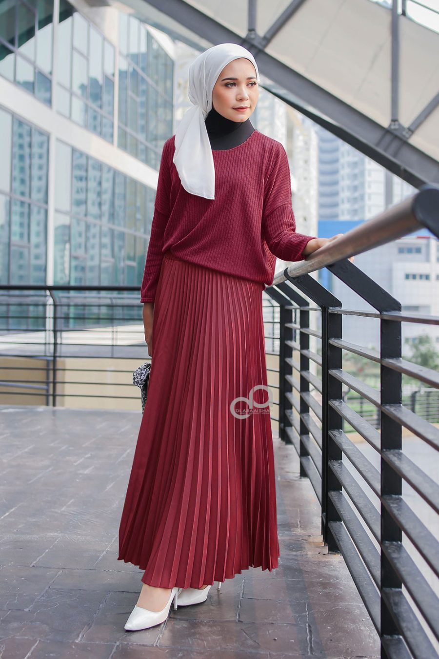 PLEATED SKIRT - MAROON