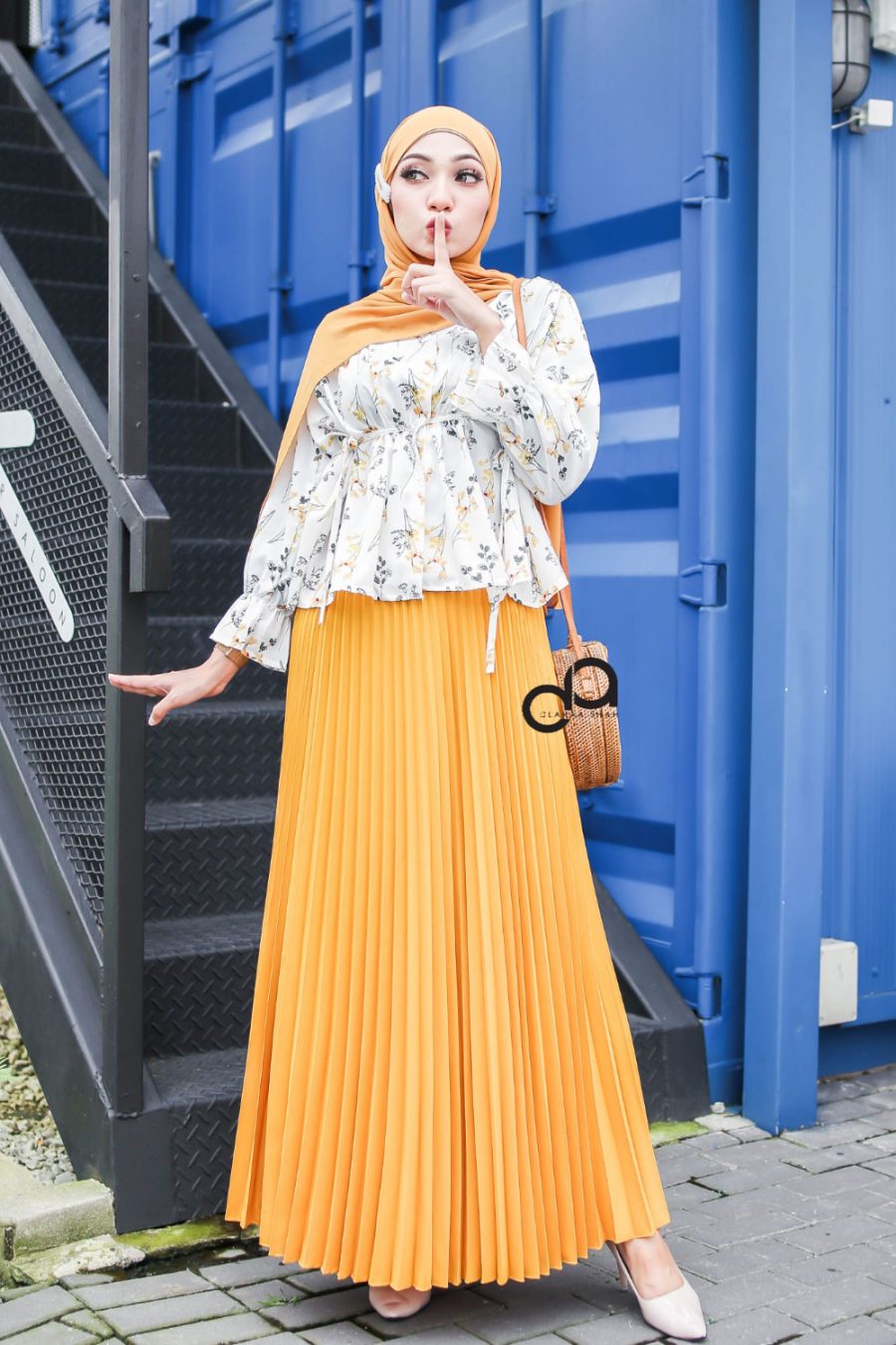 PLEATED SKIRT - MUSTARD